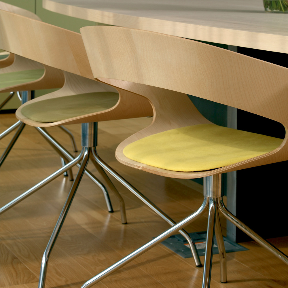 33_Ply_Collection_Chat_swivel_project - Edella Plycollection Chat swivel