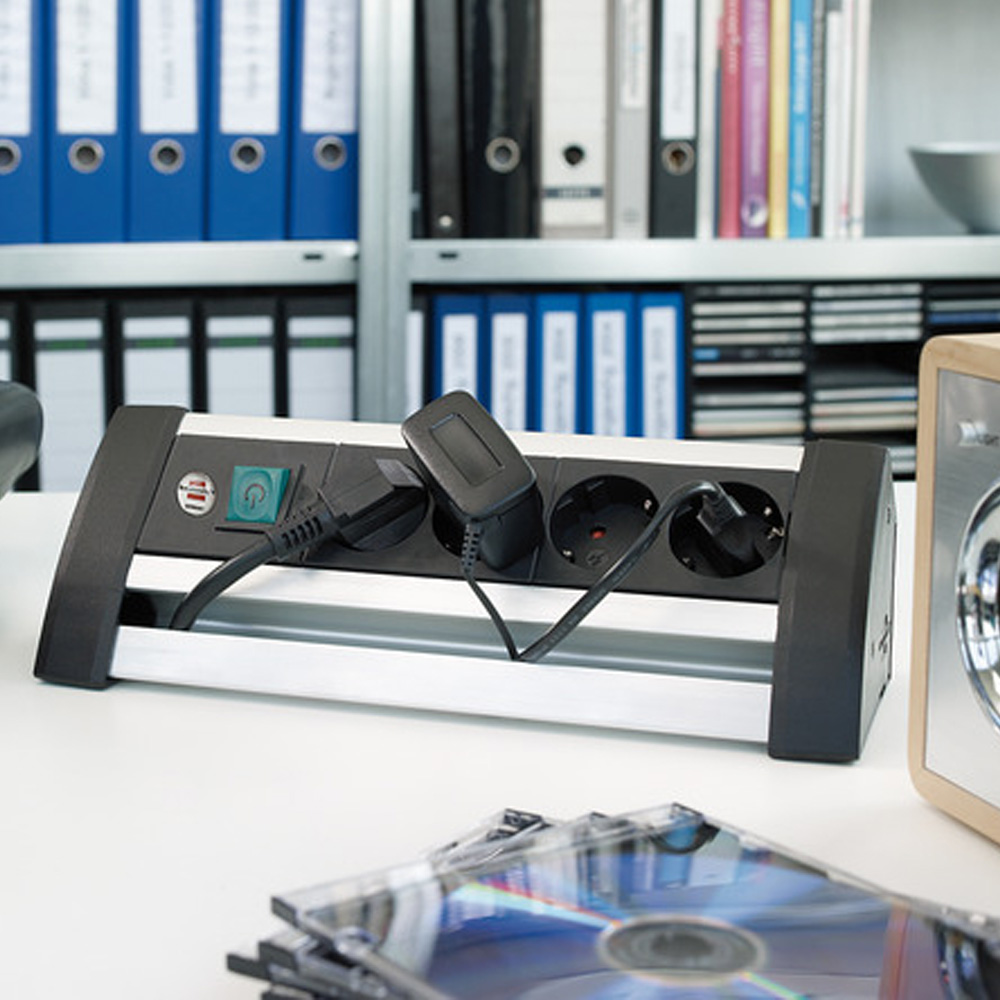 Brennenstuhl_Alu-Office-Line_extension_socket_4-way_jatkojohto_pistorasiat_työpöydälle_neljällä_pistokkeella_03 - Edella Brennenstuhl Alu-Office-Line extension socket 4-way jatkojohto työpöydälle