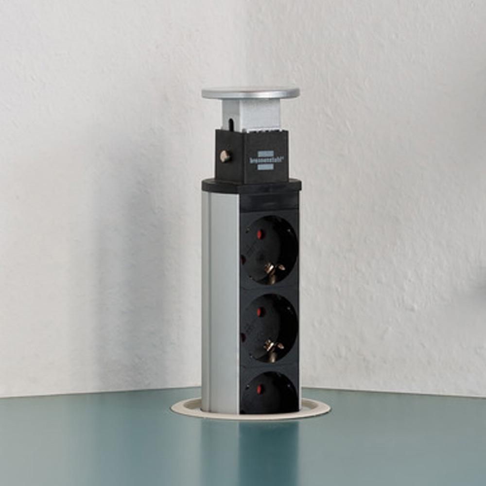 Brennenstuhl_Tower_Power_Table_Extension_Socket_3-way_Tornipistorasia_ylös_ponnahtava_pöydän_kanteen _upotettava_05 - Edella Brennenstuhl Tower Power Desktop Extension Socket tornipistorasia