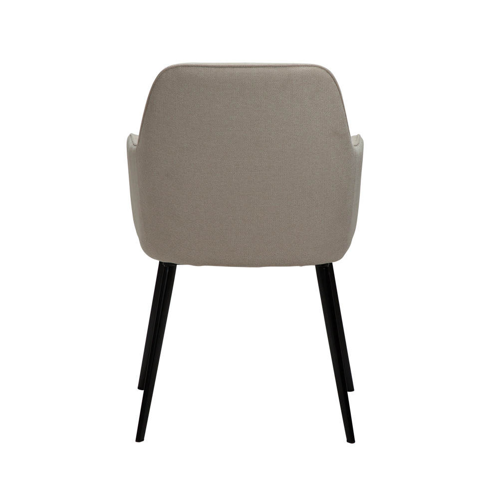 Danform_EMBRACE_ARMCHAIR_ravintolatuoli_kahvilatuoli_käsinojallinen_desert_sand_fabric_kangas_mustilla_metallijaloilla_04 - Edella Dan-Form Embrace Armchair tuoli kangas
