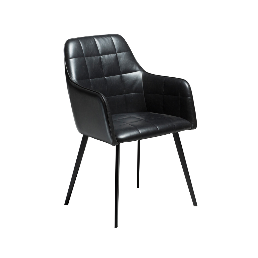 Danform_EMBRACE_CHAIR_RAVINTOLATUOLI_vintage_black_art_leather_w_black_legs_01 - Edella Dan-Form Embrace Armchair tuoli keinonahka