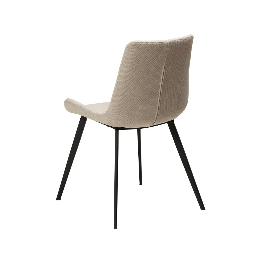 Danform_HYPE_CHAIR_ravintolatuoli_kahvilatuoli_desert_sand_fabric_kangas_mustilla_metallijaloilla_05 - Edella Dan-Form Hype Chair tuoli kangas