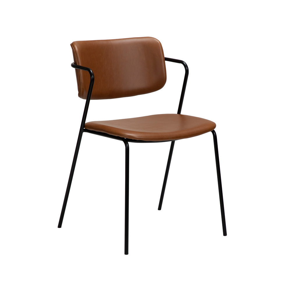 Danform_Zed_chair_ravintolatuoli_kahvilatuoli_keinonahka_vintage_light_brown_käsinojallinen_putkijaloilla_01 - Edella Dan-Form Zed Chair tuoli keinonahka