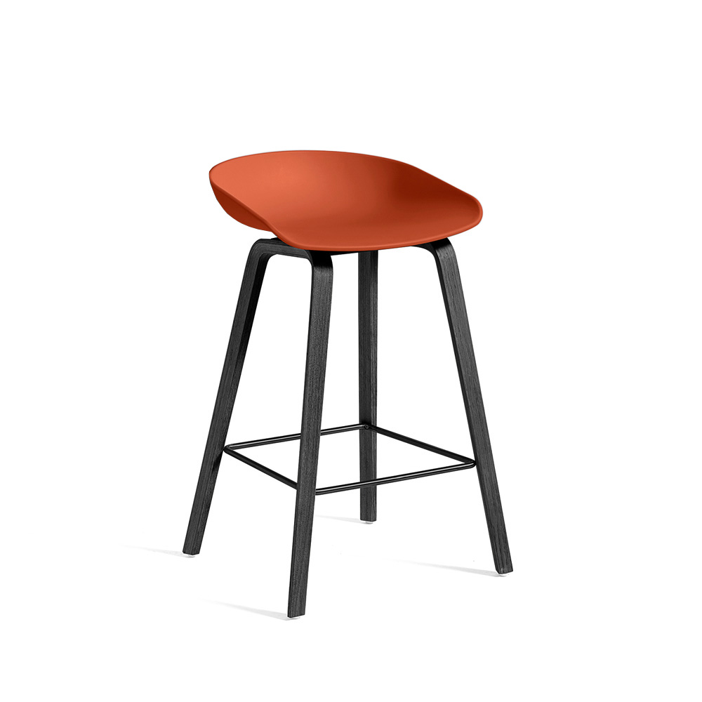 Hay About A Stool AAS 32 matala baarituoli
