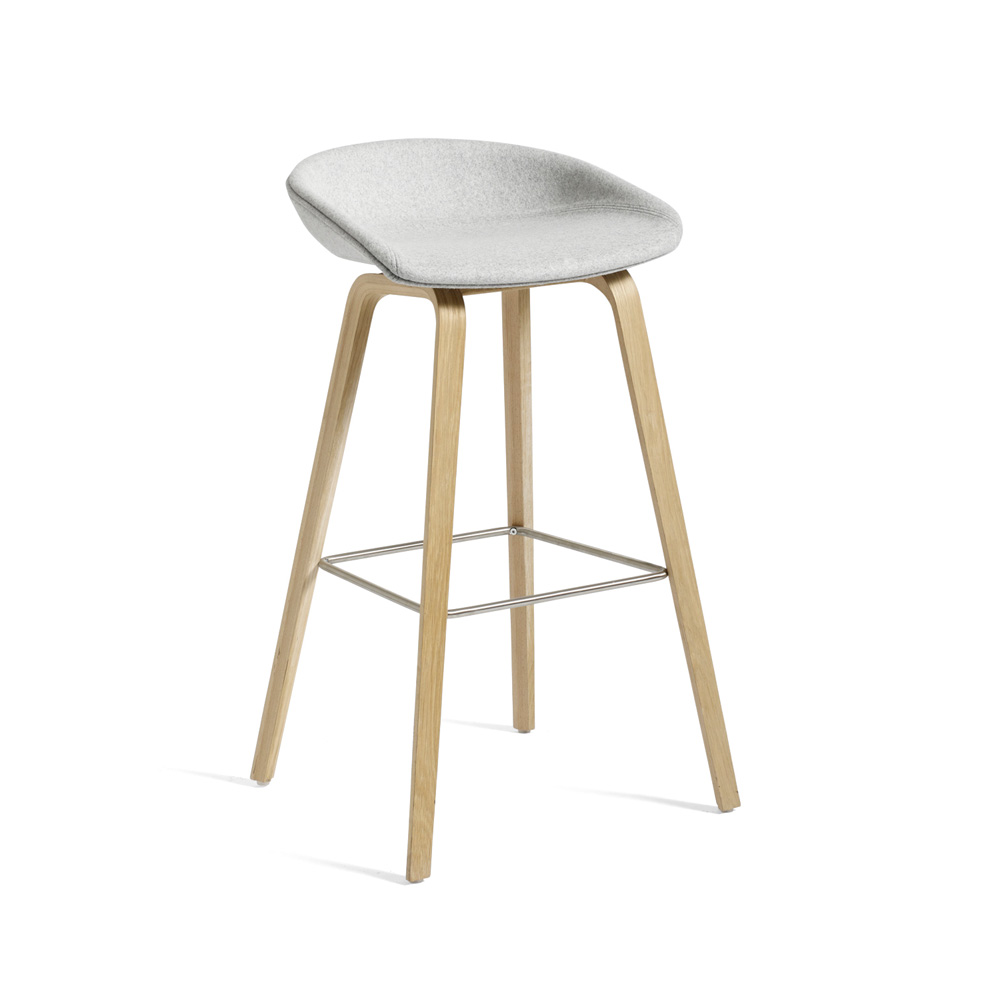 Hay About A Stool AAS 33 verhoiltu korkea baarituoli