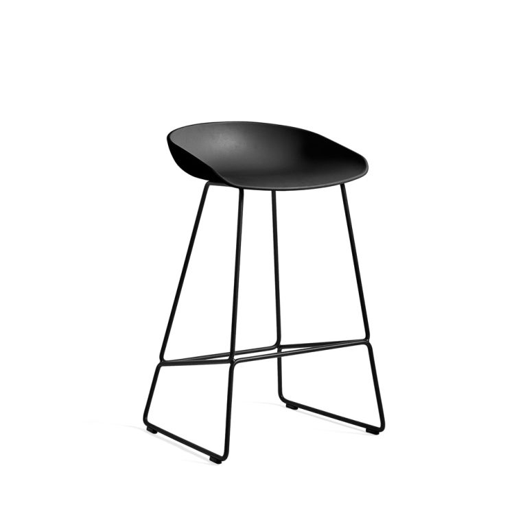 Hay About A Stool AAS 38 matala baarituoli