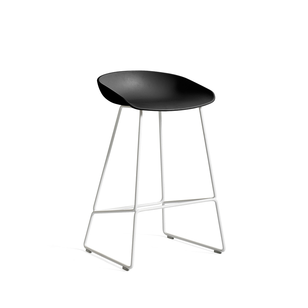 Hay About A Stool AAS 38 matala baarituoli