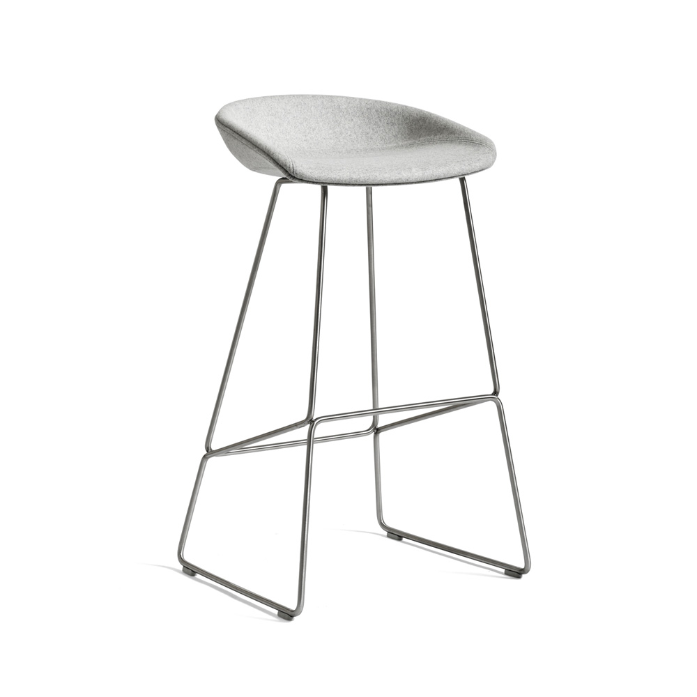 Hay About A Stool AAS 39 verhoiltu korkea baarituoli