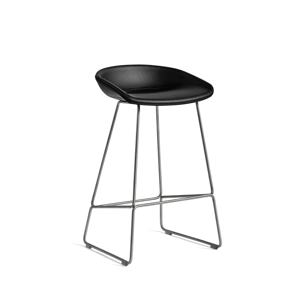 Hay About A Stool AAS 39 verhoiltu matala baarituoli