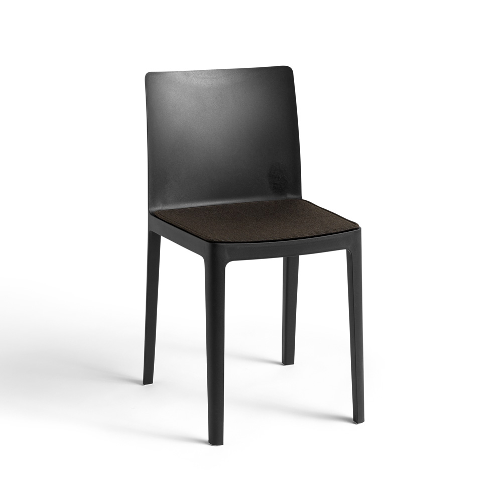 Hay_Elementaire_chair_anthracite_Seat_pad_Steelcut_Trio_383_WB_01 - Edella Hay Élémentaire Seat Pad Indoor istuinpehmuste