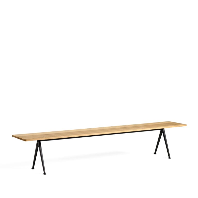 Hay Pyramid Bench 12 penkki