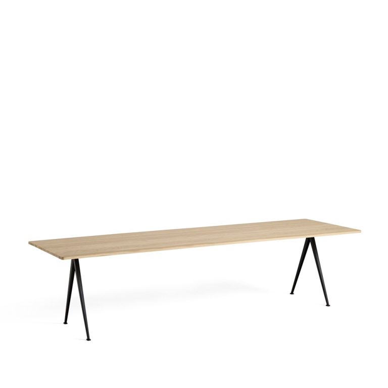 Hay Pyramid Table 02 pöytä