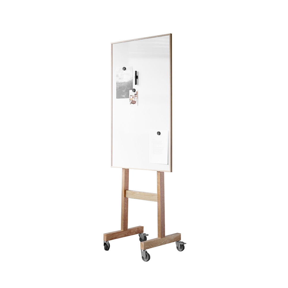 Lintex_Wood_mobile_whiteboard_1508x1960_valkotaulu_kirjoitustaulu_puukehyksellä_tammi_puujaloilla_pyörillä_liikuteltava_siirrettävä_21 - Edella Lintex Wood Mobile Whiteboard 708 x 1960 mm siirreltävä kirjoitustaulu