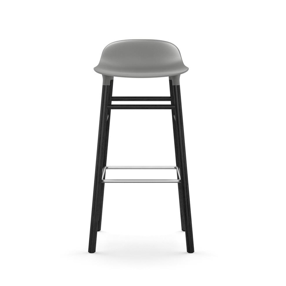 Normann Copenhagen Form korkea baarituoli (musta)