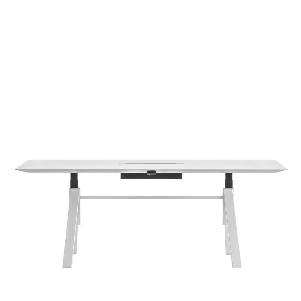 Pedrali Arki-Table Adjustable sähkösäätöinen neuvottelupöytä
