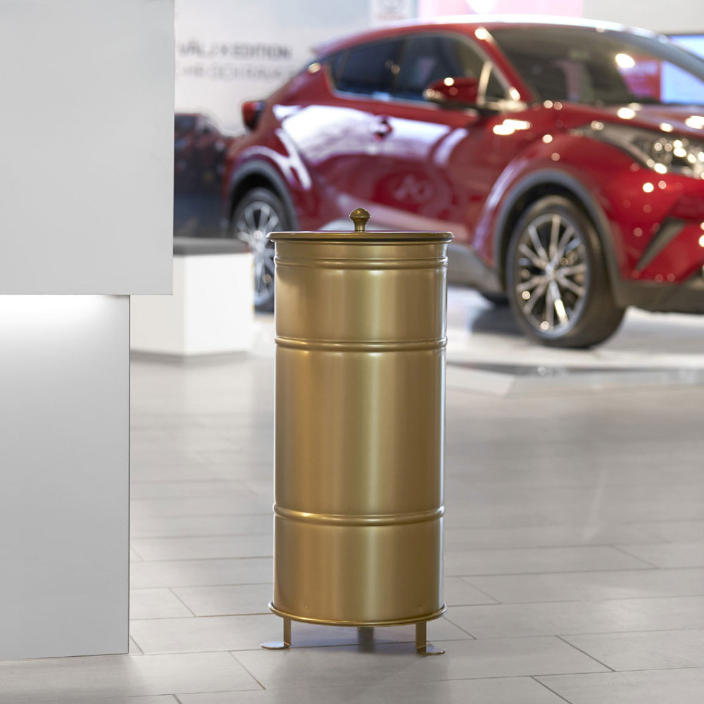 Prima_office_BROOKLYN_BIN_WITH_FEET_BB1GOLD_kultainen_kierrätysastia_roskakori_05 - Edella Prima Office Brooklyn Bin Single kierrätysastia jaloilla valkoinen