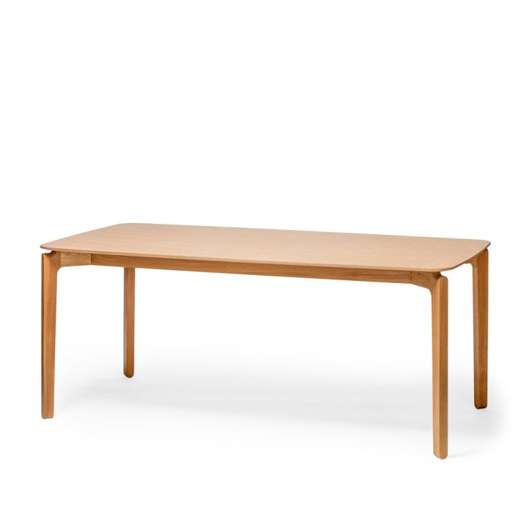 TON Leaf 442 pöytä