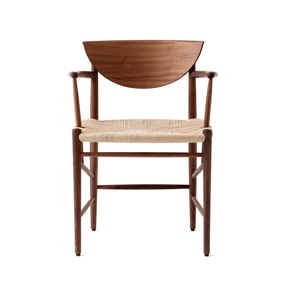 &Tradition Drawn chair HM4 walnut