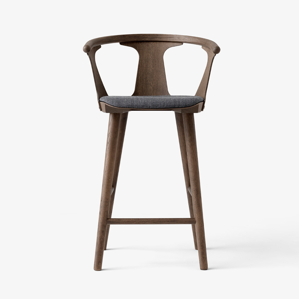 &Tradition In Between korkea baarituoli SK10 Smoked oiled oak