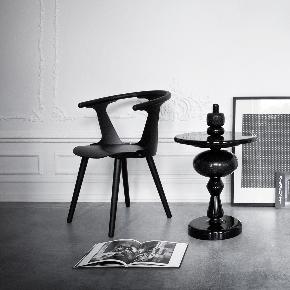 &Tradition_IN_BETWEEN_CHAIR_SK1_ravintolatuoli_kahvilatuoli_ruokapöydäntuoli_designtuoli_puutuoli_tammituoli_08 - Edella &Tradition In Between ituoli SK1