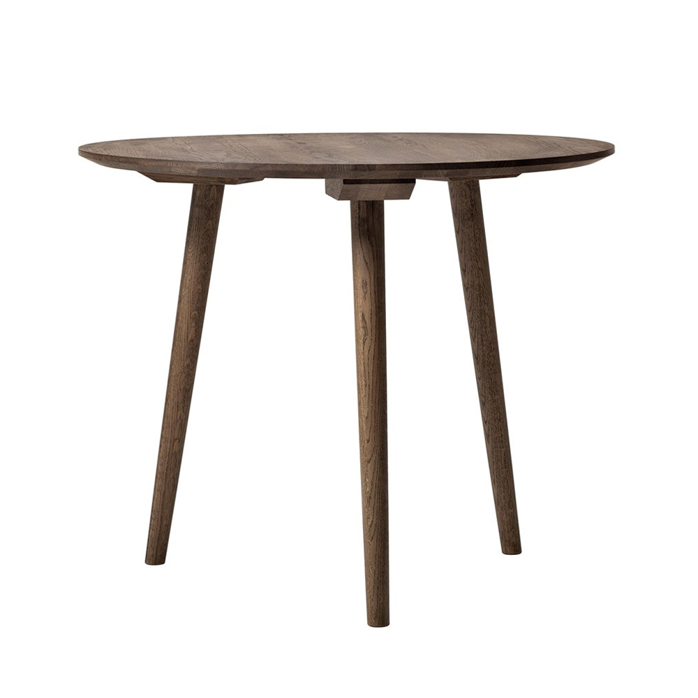 &Tradition_IN_BETWEEN_TABLE_SK3_pyöreä_90_cm_ruokapöytä_ravintolapöytä_massiivipuu_tammi_03 - Edella &Tradition In Between pöytä SK3 Smoked oiled oak