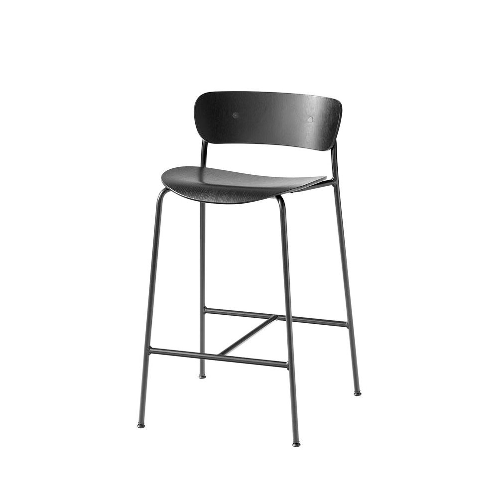 &Tradition_PAVILION_BAR_STOOL_AV7_matala_baarituoli_teräsjalat_putkijalat_puuistuimella_01 - Edella &Tradition Pavilion Barstoolr AV7 matala baarituoli Black Lacquered Oak