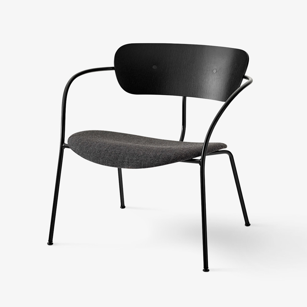 &Tradition_PAVILION_LOUNGE_CHAIR_AV6_nojatuoli_loungetuoli_ravintolatuoli_kahvilatuoli_teräsjalat_putkijalat_istuinpehmusteella_06 - Edella &Tradition Pavilion Lounge Chair AV6 Black Lacquered Oak