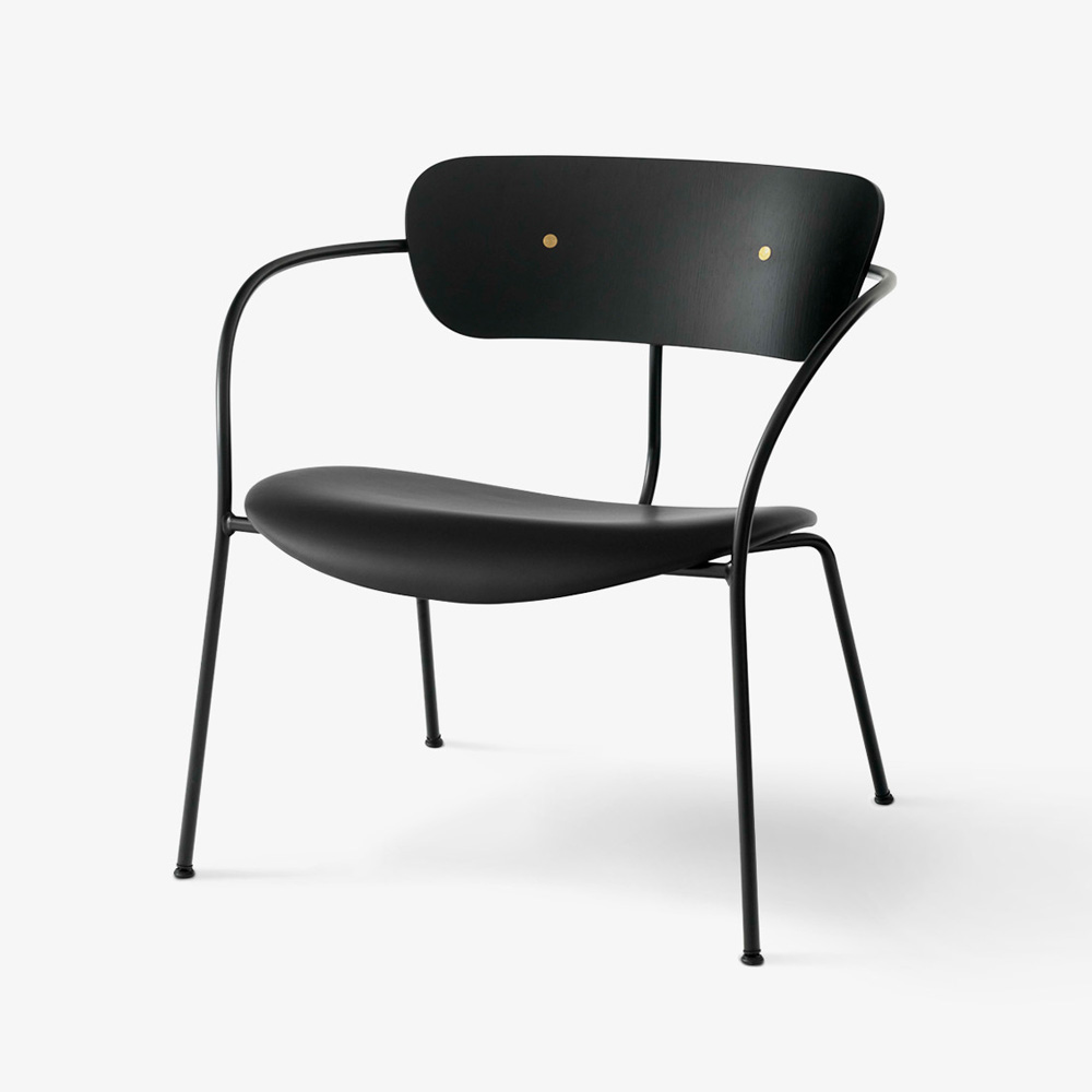 &Tradition_PAVILION_LOUNGE_CHAIR_AV6_nojatuoli_loungetuoli_ravintolatuoli_kahvilatuoli_teräsjalat_putkijalat_istuinpehmusteella_08 - Edella &Tradition Pavilion Lounge Chair AV6 Black Lacquered Oak