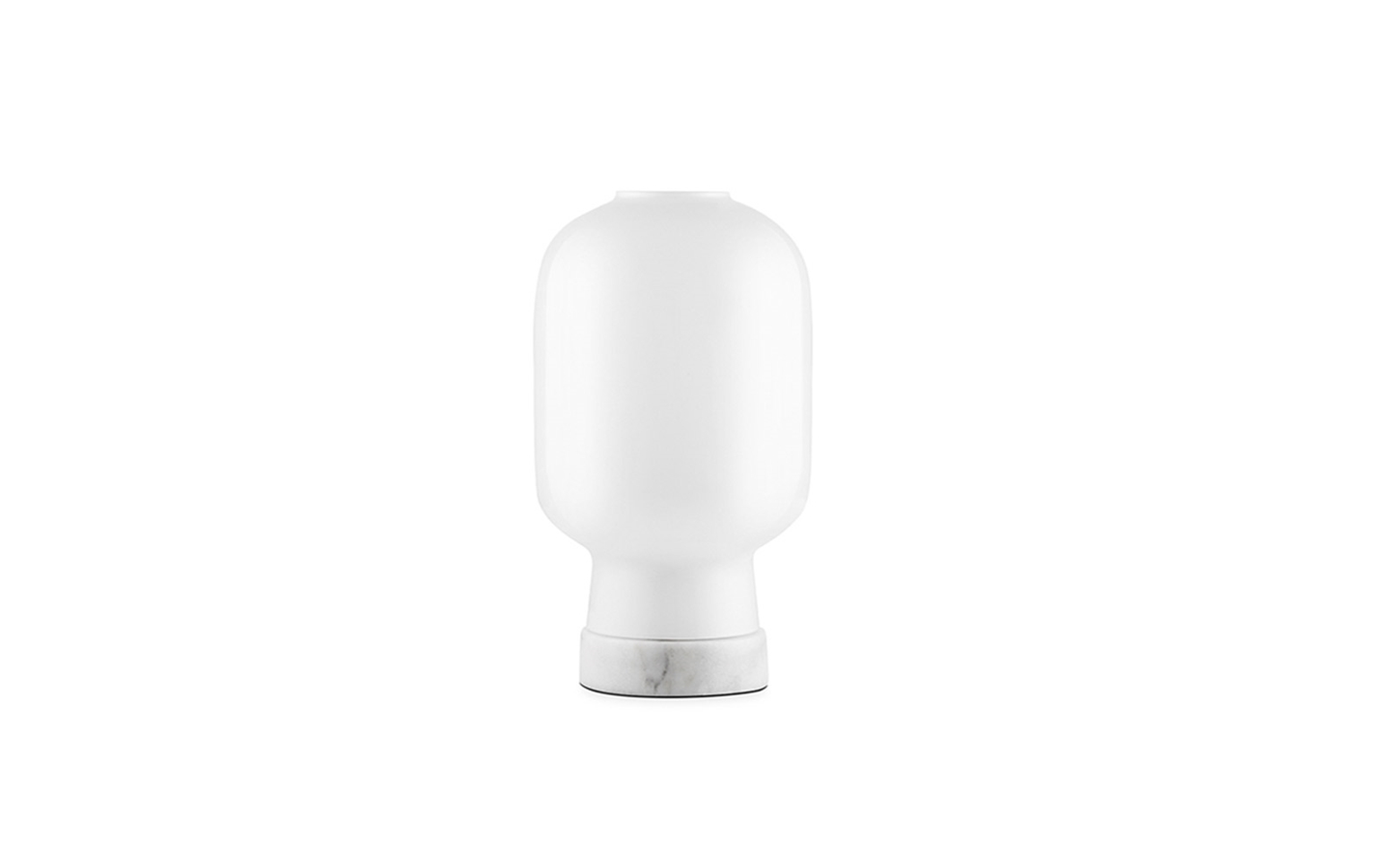 normann_copenhagen_amp_table_lamp_white_01 - Edella Normann Copenhagen Amp pöytävalaisin