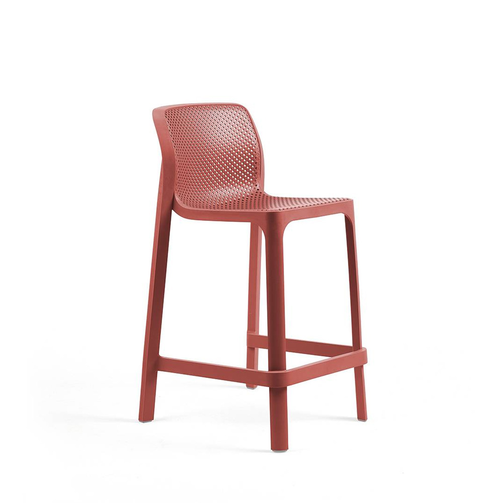 Nardi_Net_Stool_Mini_Corallo_punainen_baarituoli_terassituoli_ulkotuoli_muovituoli_01 - Edella Nardi Net Stool Mini matala terassibaarituoli