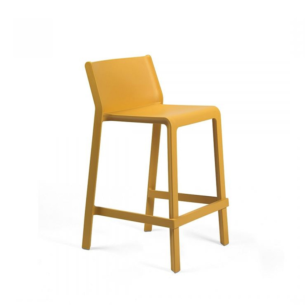 Nardi_Trill_Stool_Mini_Senape_keltainen_baarituoli_terassituoli_ulkotuoli_muovituoli_ravintolatuoli_pinottava_01 - Edella Nardi Trill Stool Mini matala terassibaarituoli