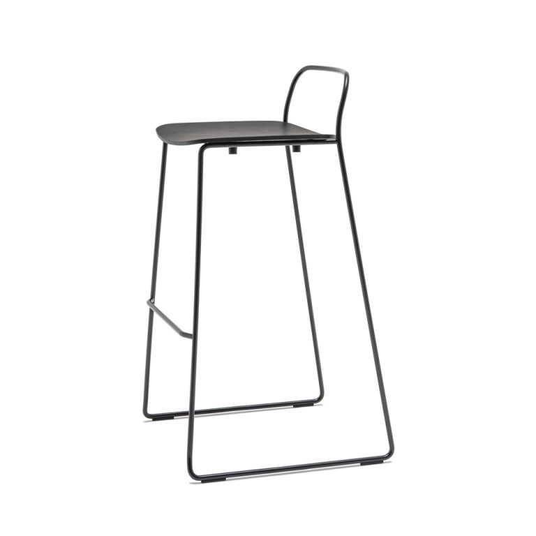 MDD Afi High Stool baarituoli tankoselkänojalla