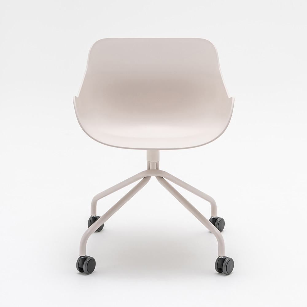MDD_Baltic_Basic_Chair_BL1P13K_ravintolatuoli_asiakastuoli_ristikko_pyörillä_02 - Edella MDD Baltic Basic chair tuoli ristikkojalka pyörillä