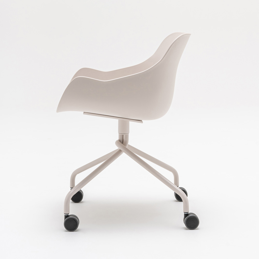 MDD_Baltic_Basic_Chair_BL1P13K_ravintolatuoli_asiakastuoli_ristikko_pyörillä_03 - Edella MDD Baltic Basic chair tuoli ristikkojalka pyörillä