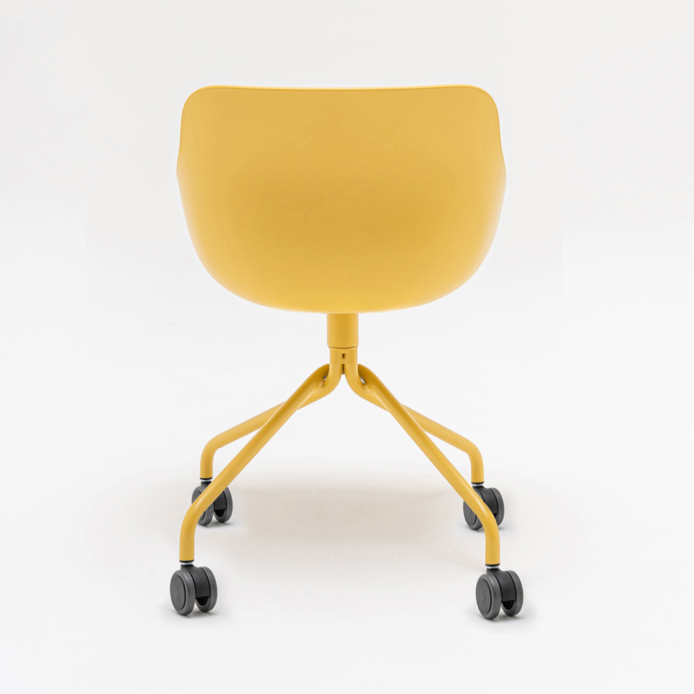 MDD_Baltic_Basic_Chair_BL1P13K_ravintolatuoli_asiakastuoli_ristikko_pyörillä_06 - Edella MDD Baltic Basic chair tuoli ristikkojalka pyörillä