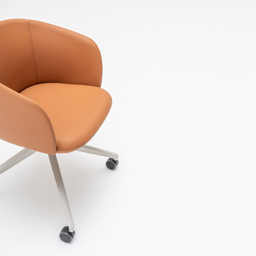 MDD_Grace_Chair_ristikkojalka_pyörät_pyörivä_neuvottelutuoli_05 - Edella MDD Grace Chair tuoli ristikkojalka pyörillä
