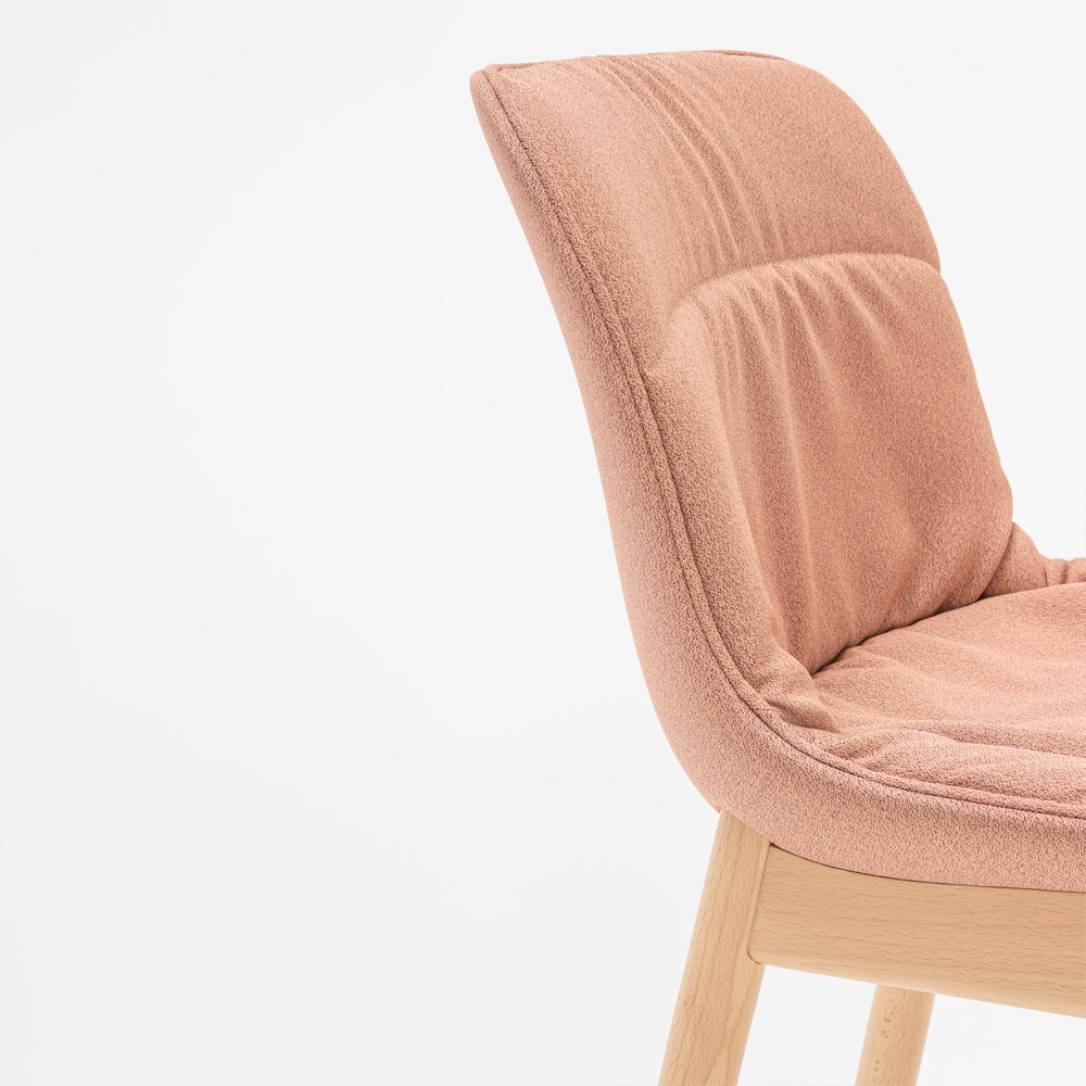 MDD_Baltic2_Soft_Duo_Chair_ravintolatuoli_asiakastuoli_puujaloilla_06 - Edella MDD Baltic 2 Soft Duo chair tuoli puujaloilla