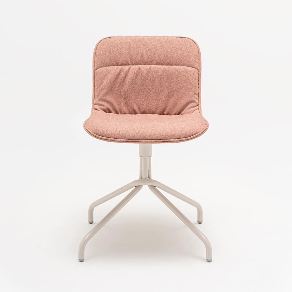 MDD_Baltic2_Soft_Duo_Chair_ravintolatuoli_asiakastuoli_pyörivä_ristikko_02 - Edella MDD Baltic 2 Soft Duo chair tuoli ristikkojalalla