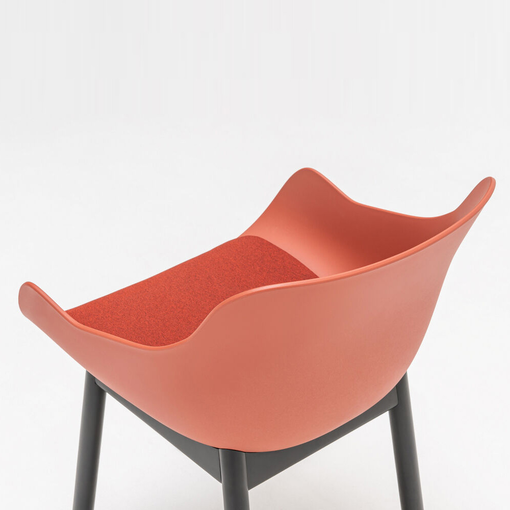 MDD_Baltic_Remix_Chair_ravintolatuoli_asiakastuoli_puujaloilla_03 - Edella MDD Baltic Remix chair tuoli puujaloilla