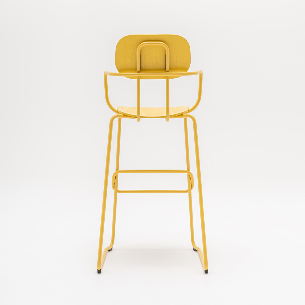 MDD_New_School_High_Stool_koulutuoli_korkea_tuoli_käsinojat_putkijaloilla_04 - Edella MDD New School High Stool baarituoli käsinojallinen