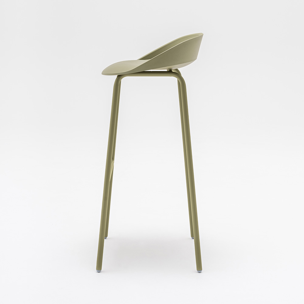 MDD_Team_Stool_High_Plastic_korkea_baarituoli_muovi-istuin_putkijaloilla_03 - Edella MDD Team High Stool baarituoli