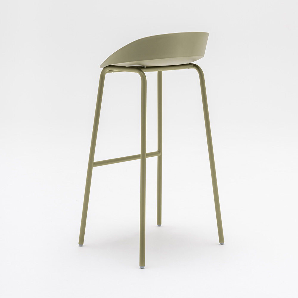 MDD_Team_Stool_High_Plastic_korkea_baarituoli_muovi-istuin_putkijaloilla_04 - Edella MDD Team High Stool baarituoli