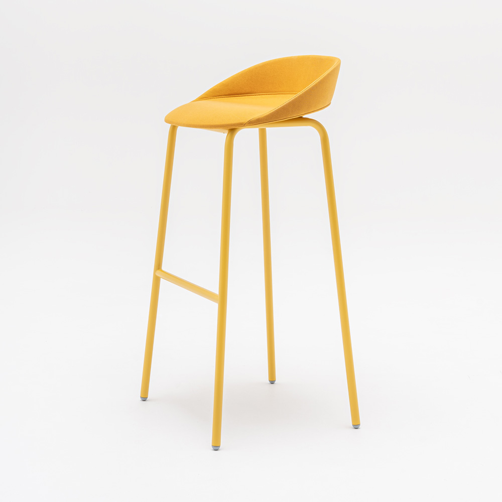 MDD_Team_Stool_High_Upholstered_korkea_baarituoli_verhoiltu_putkijaloilla_09 - Edella MDD Team High Stool baarituoli verhoiltu