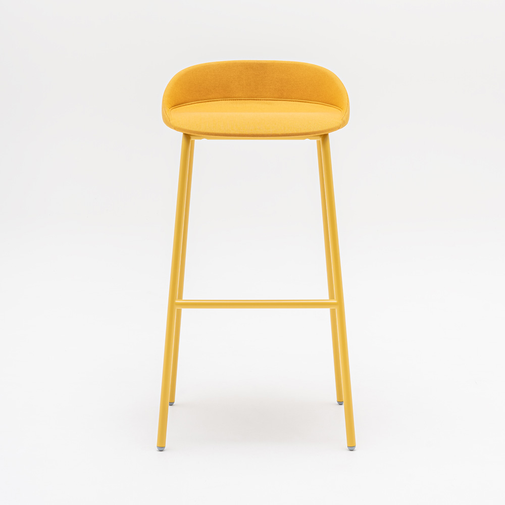 MDD_Team_Stool_High_Upholstered_korkea_baarituoli_verhoiltu_putkijaloilla_10 - Edella MDD Team High Stool baarituoli verhoiltu
