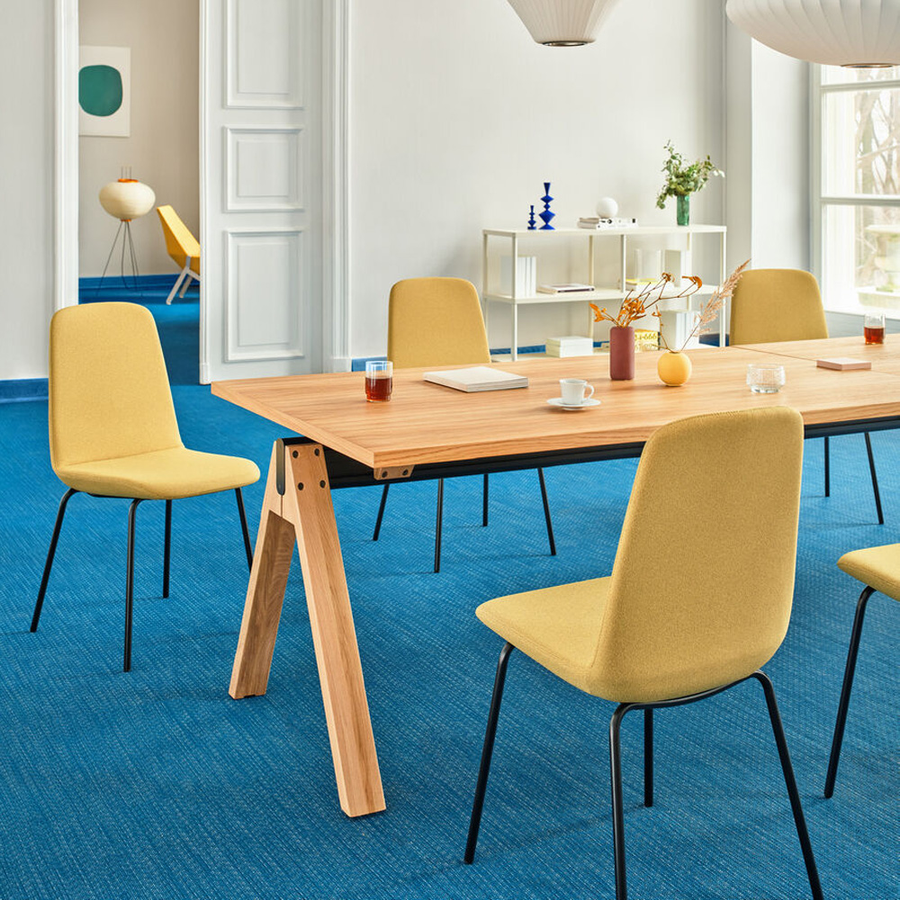 MDD_Ulti_verhoiltu_ravintolatuoli_neuvottelutuoli_asiakastuoli_13 - Edella MDD Ulti Chair tuoli putkijaloilla