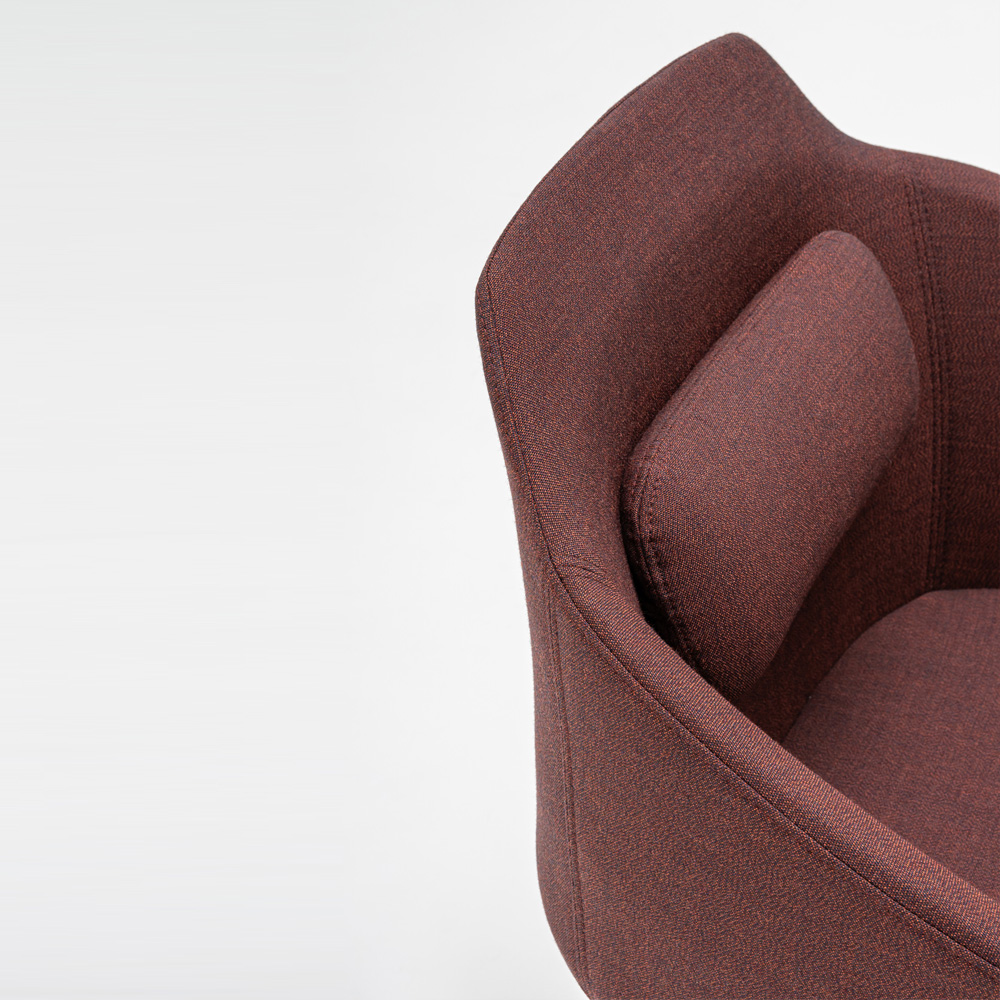 MDD_Ultra_verhoiltu_neuvottelutuoli_asiakastuoli_ristikkojalka_pyörillä_05 - Edella MDD Ultra Chair tuoli ristikkojalka pyörillä