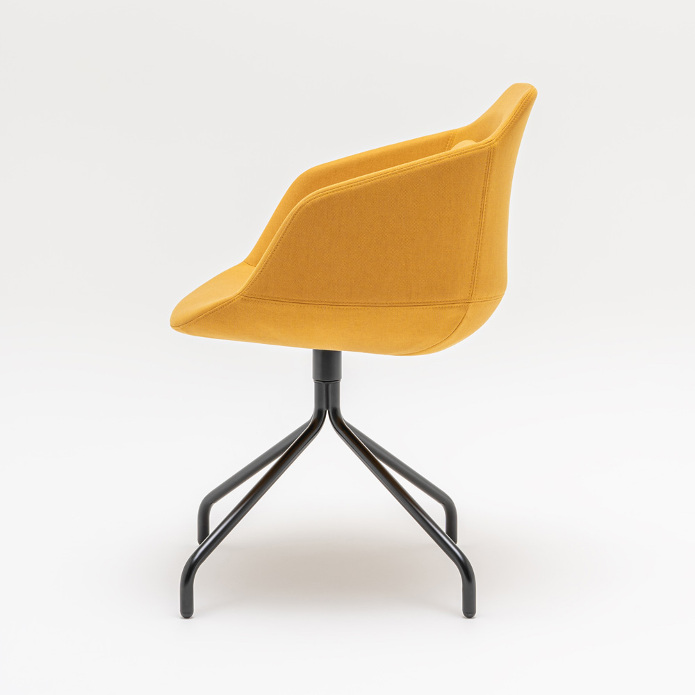 MDD_Ultra_verhoiltu_ravintolatuoli_neuvottelutuoli_asiakastuoli_putkiristikkojalka_03 - Edella MDD Ultra Chair tuoli putkiristikkojalalla