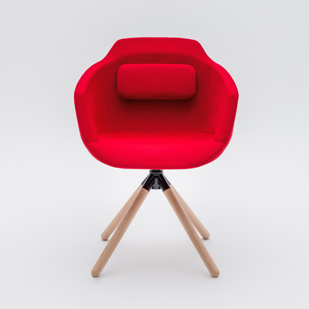 MDD Ultra Chair tuoli puujaloilla