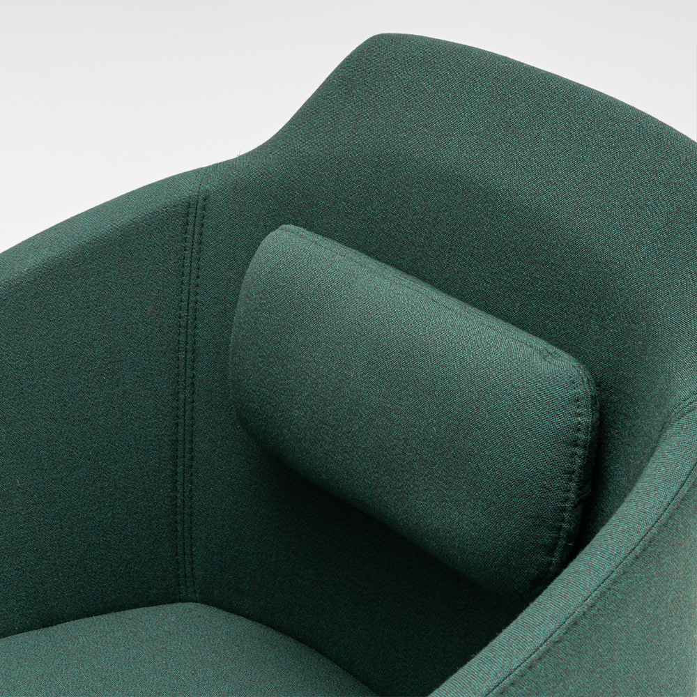 MDD_Ultra_verhoiltu_ravintolatuoli_neuvottelutuoli_asiakastuoli_ristikkojalka_09 - Edella MDD Ultra Chair tuoli ristikkojalalla