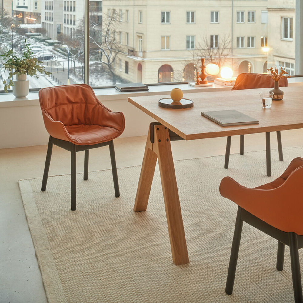 MDD_Viga_neuvottelupöytä_kokouspöytä_tammi_kannella_jaloilla_16 - Edella MDD Viga Dining Table ruokapöytä